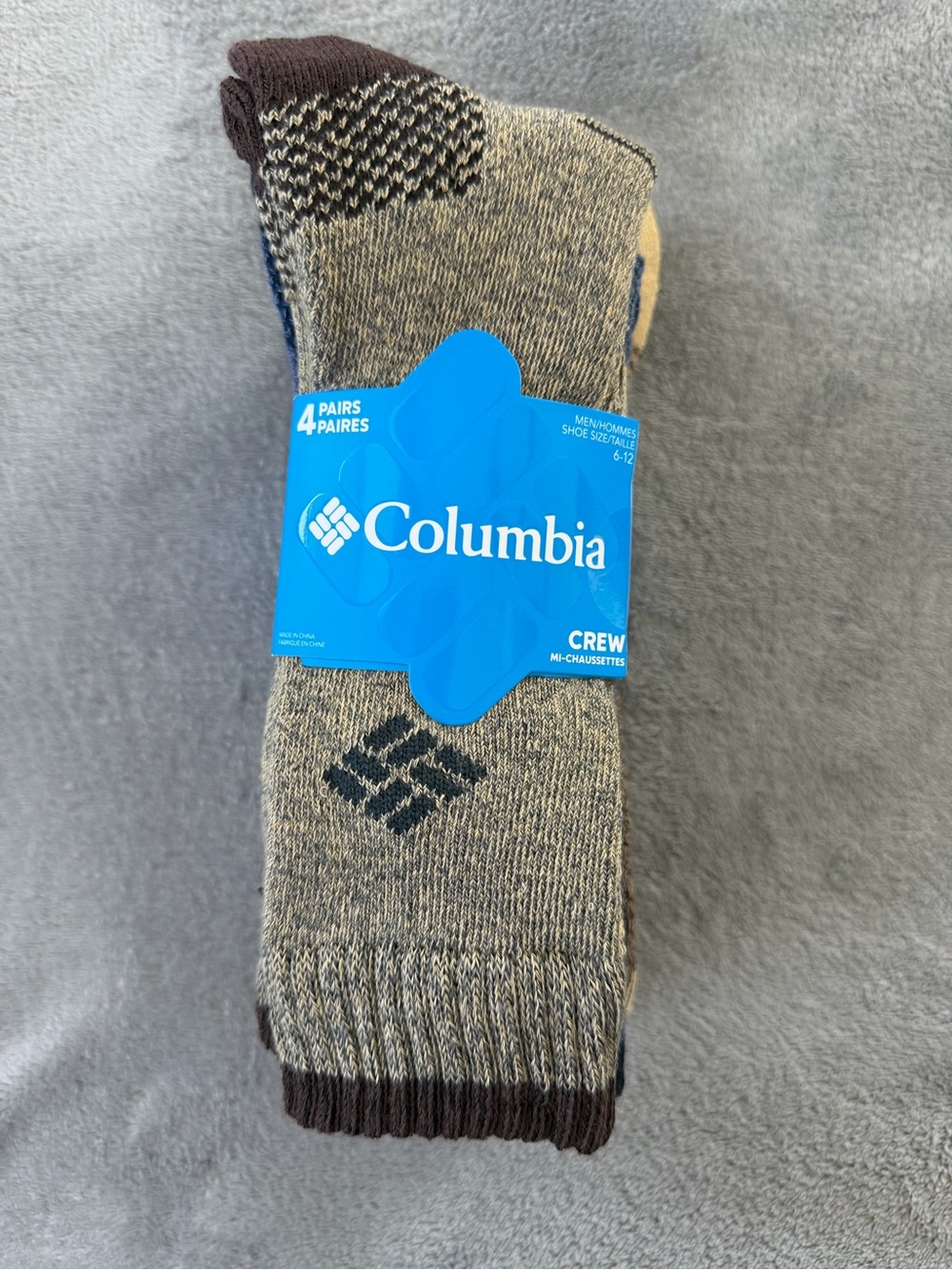 (4 Pairs) Columbia Men’s Crew Socks in Brown and Black